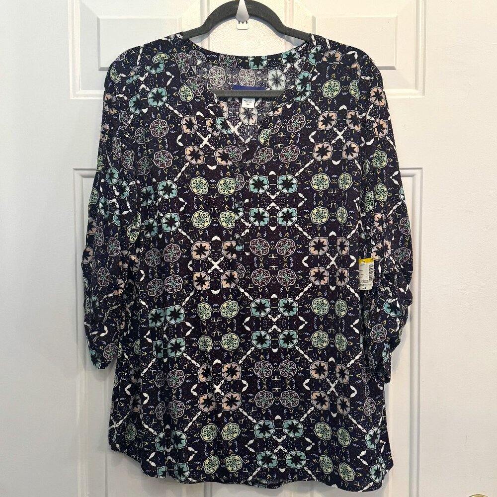 Simply Styled   Casual navy print blouse.
